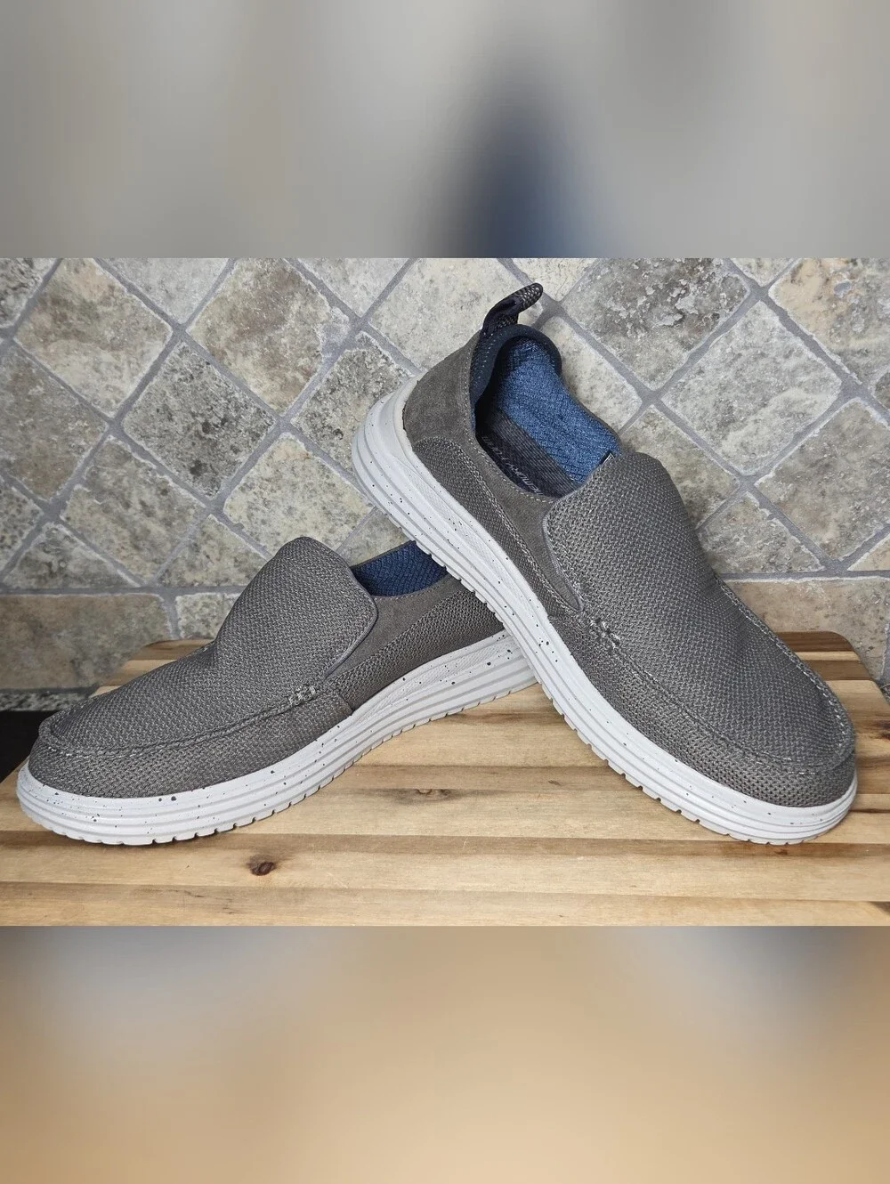 Skechers Men’s Gray Proven Renco Slip-On Casual Loafer Shoes  Sz. 10.5 M